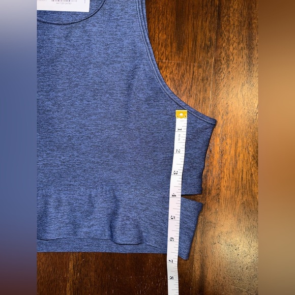 NWT Outdoor Voices Navy Slashback Crop Size Small - Picture 4 of 7